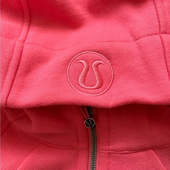 LULULEMON SCUBA FULL-ZIP CROPPED HOODIE IN SAKURA PINK SZ 6 NWT - Picture 5 of 7